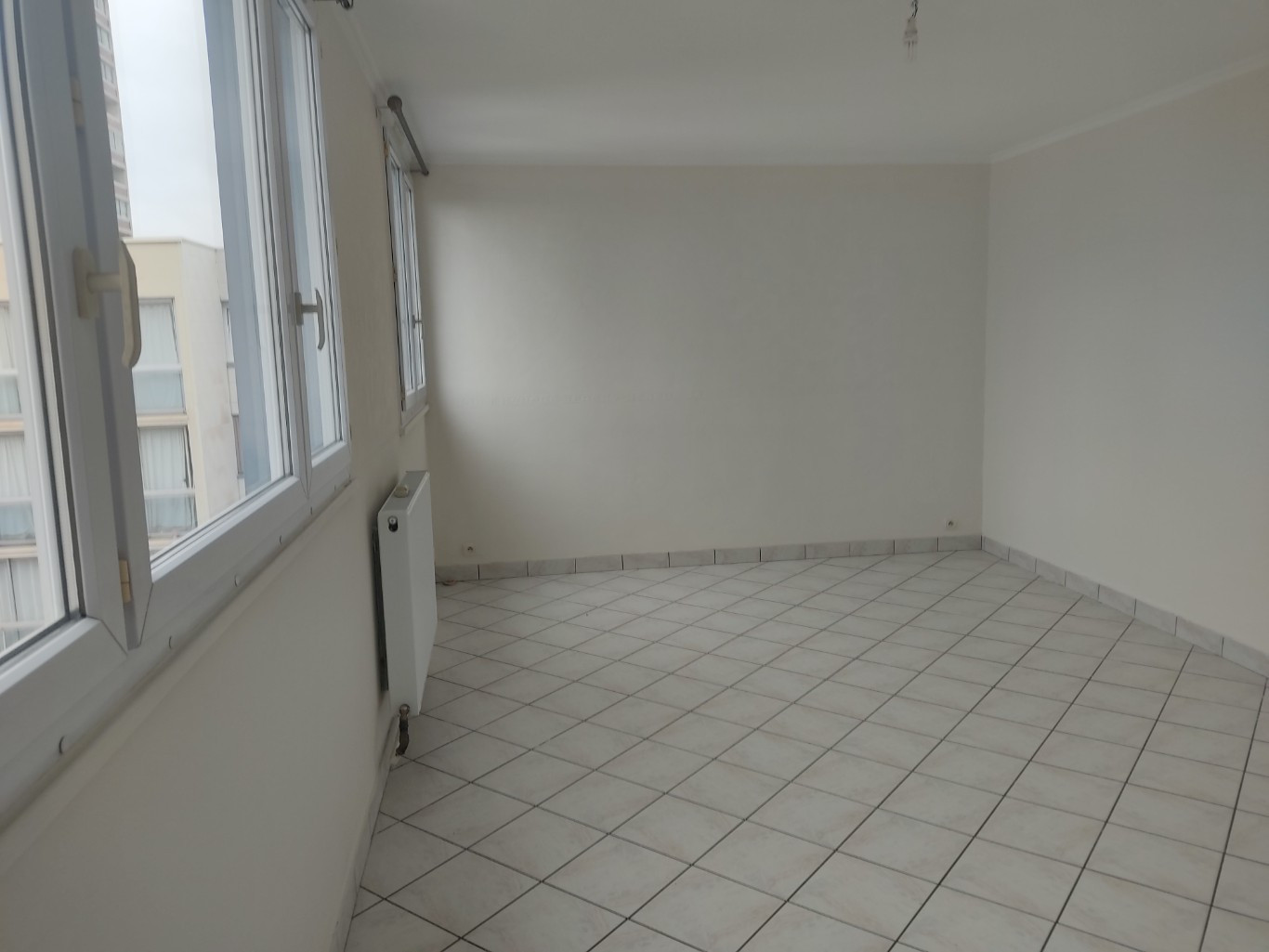 
                                                Location
                                                 Appartement 3 pièces 65m2 Créteil