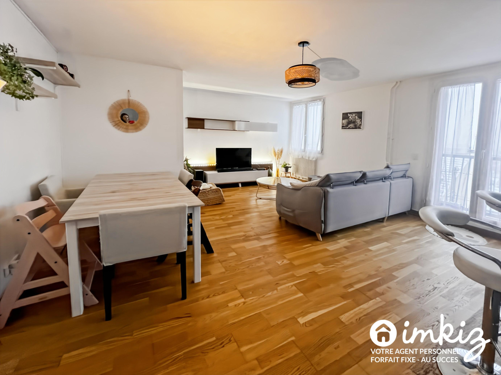 
                                                Vente
                                                 Appartement 3 pièces 66m2 - MONT VALERIEN