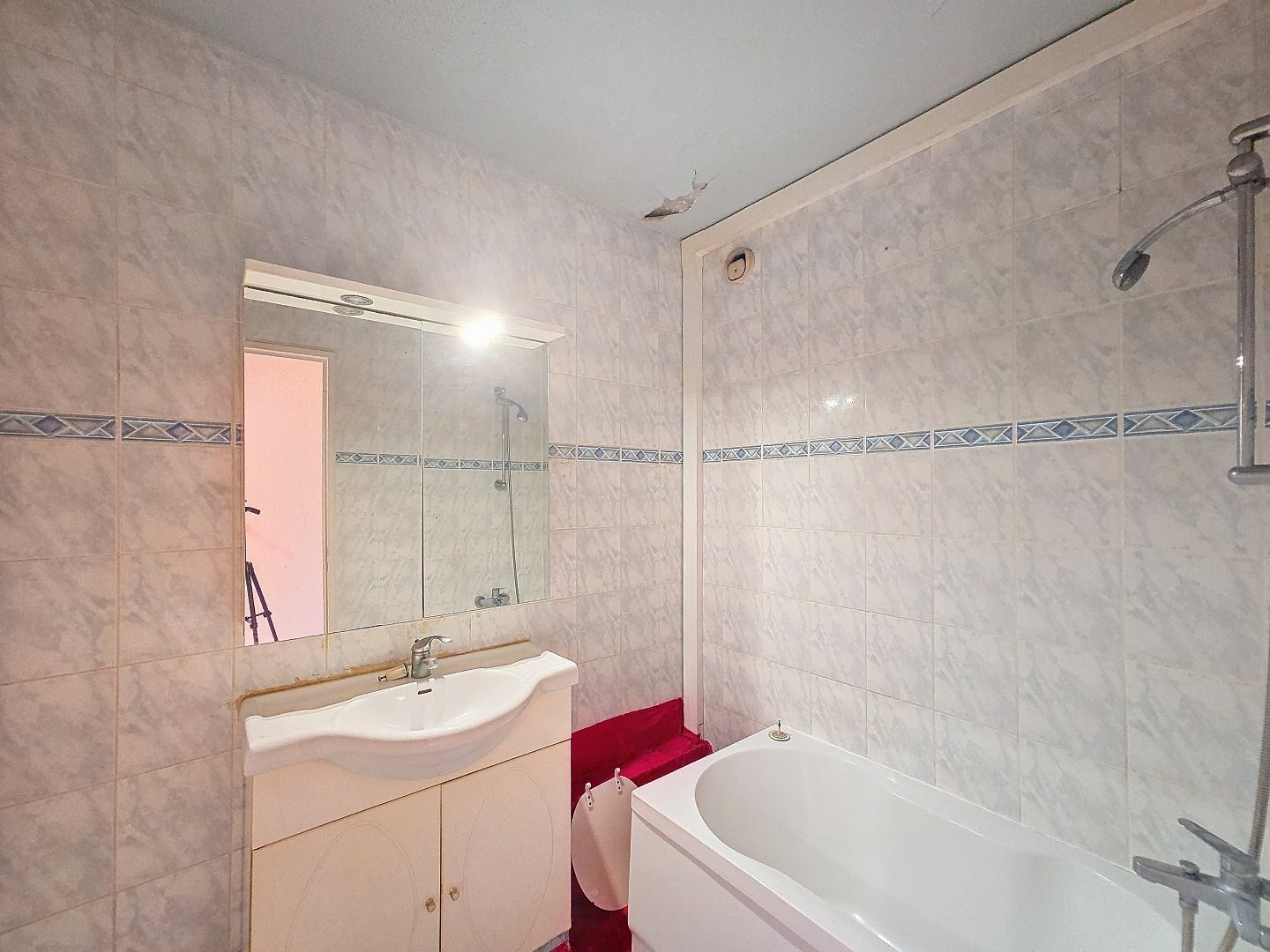 
                                                Vente
                                                 Appartement 3 pièces,67 m2