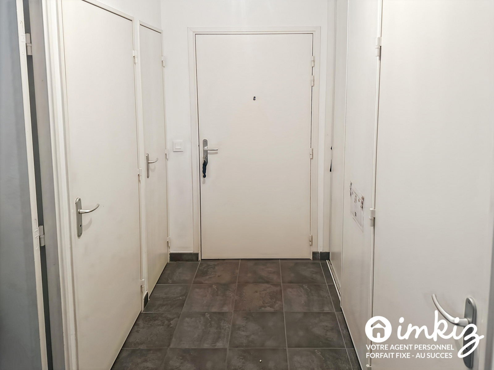 
                                                Vente
                                                 Appartement 3 pièces
