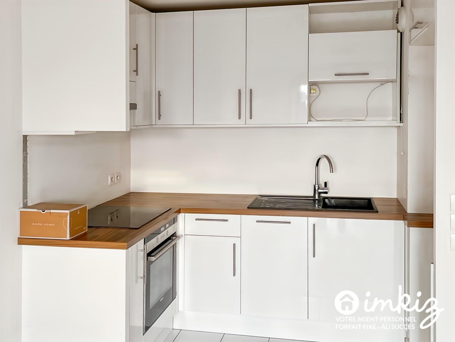 
                                                Vente
                                                 Appartement 3 pièces