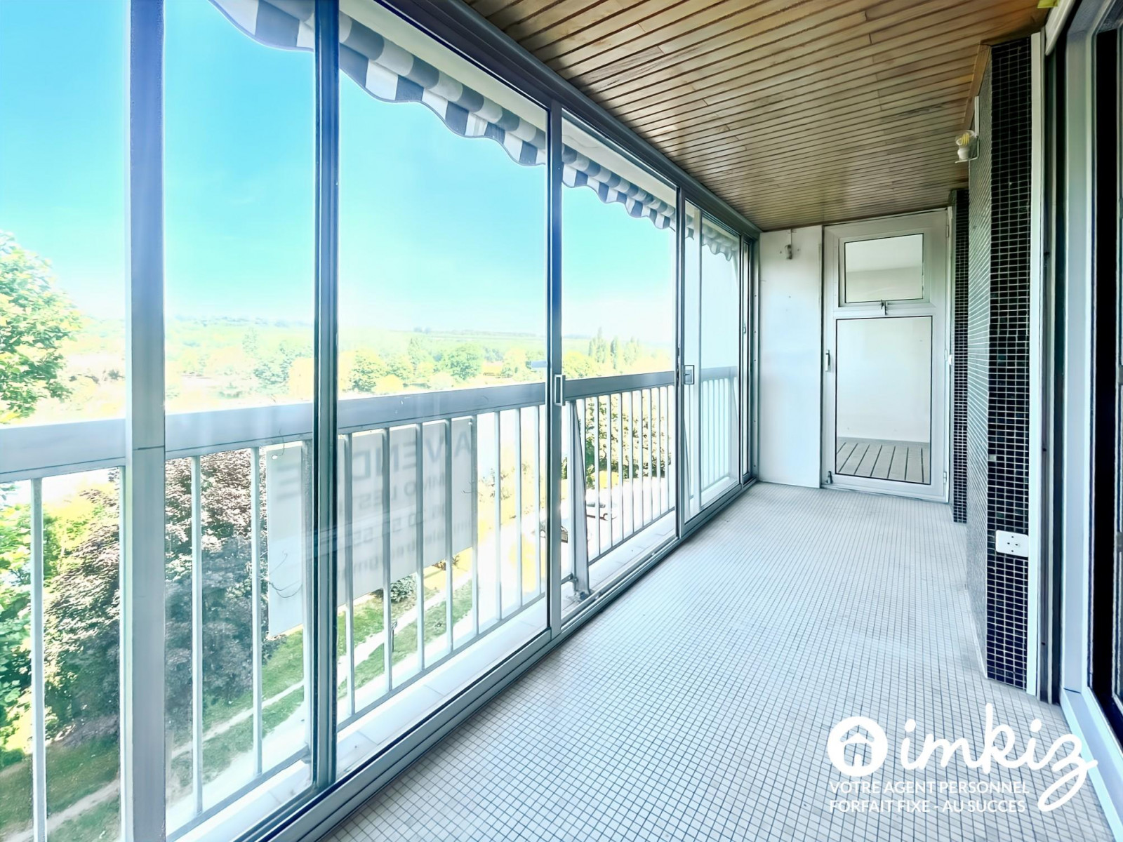 
                                                Vente
                                                 Appartement 3 pièces