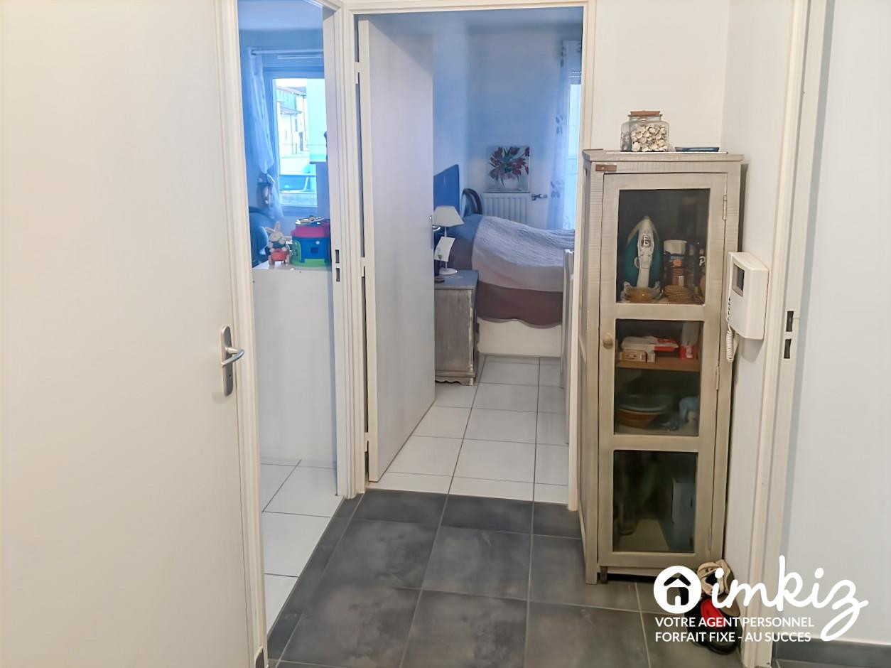 
                                                Vente
                                                 Appartement 3 pièces