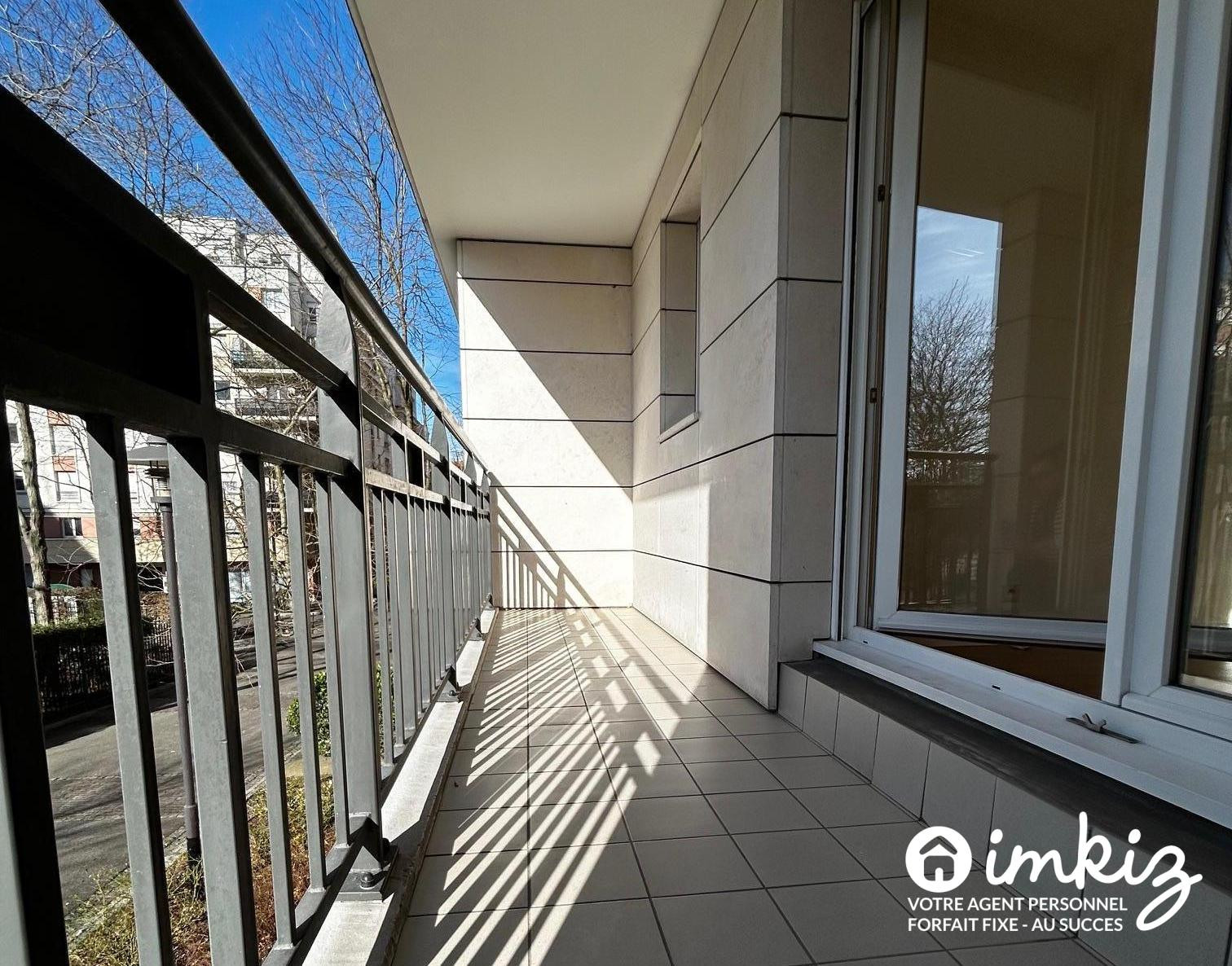 
                                                Vente
                                                 Appartement 3 pièces