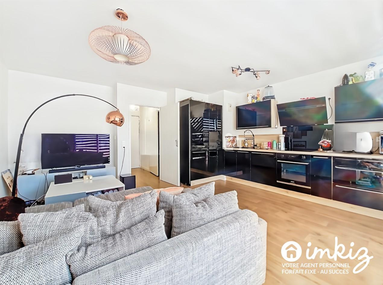 
                                                Vente
                                                 Appartement 3 pièces