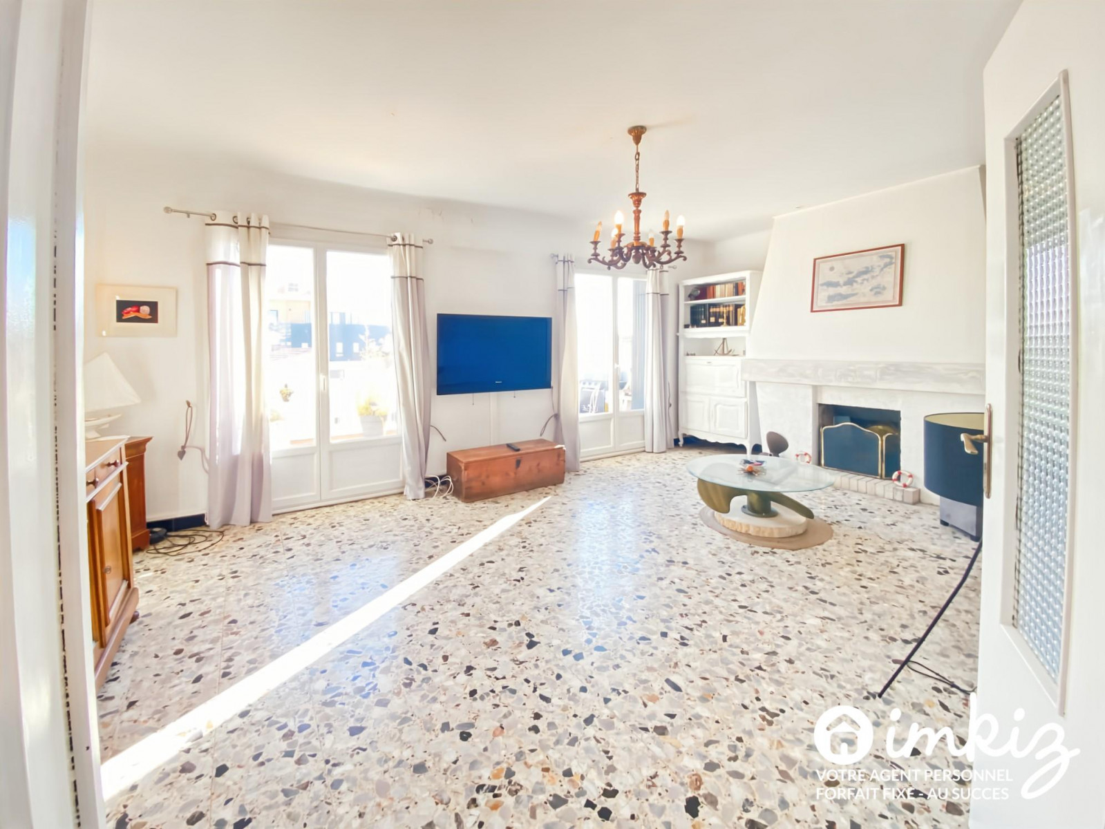 
                                                Vente
                                                 Appartement 3 pièces