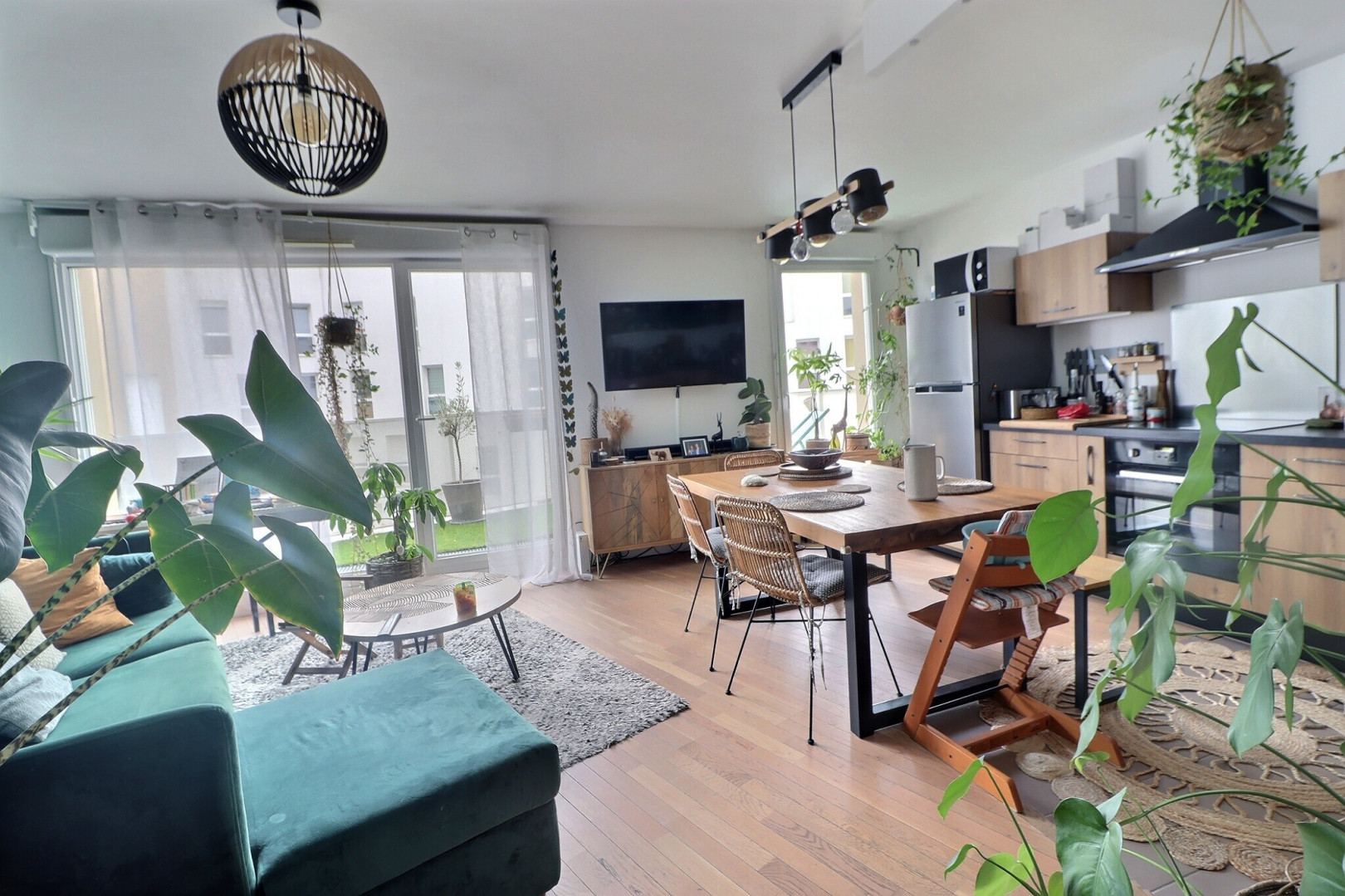 
                                                Vente
                                                 Appartement 3 pièces