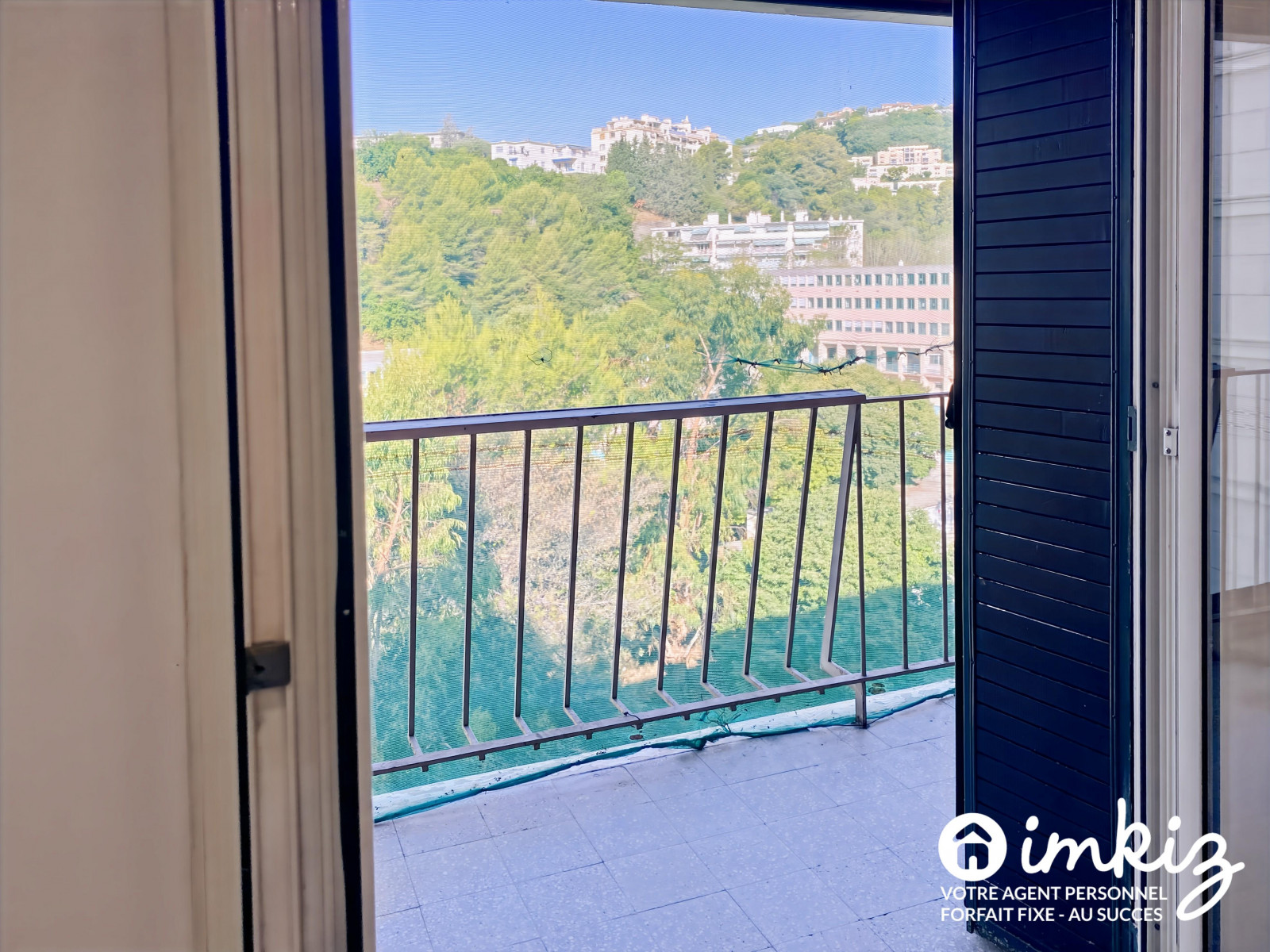 
                                                Vente
                                                 Appartement 3 pièces
