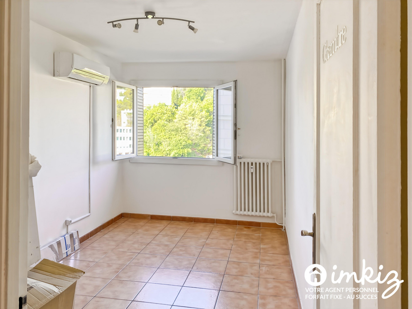 
                                                Vente
                                                 Appartement 3 pièces
