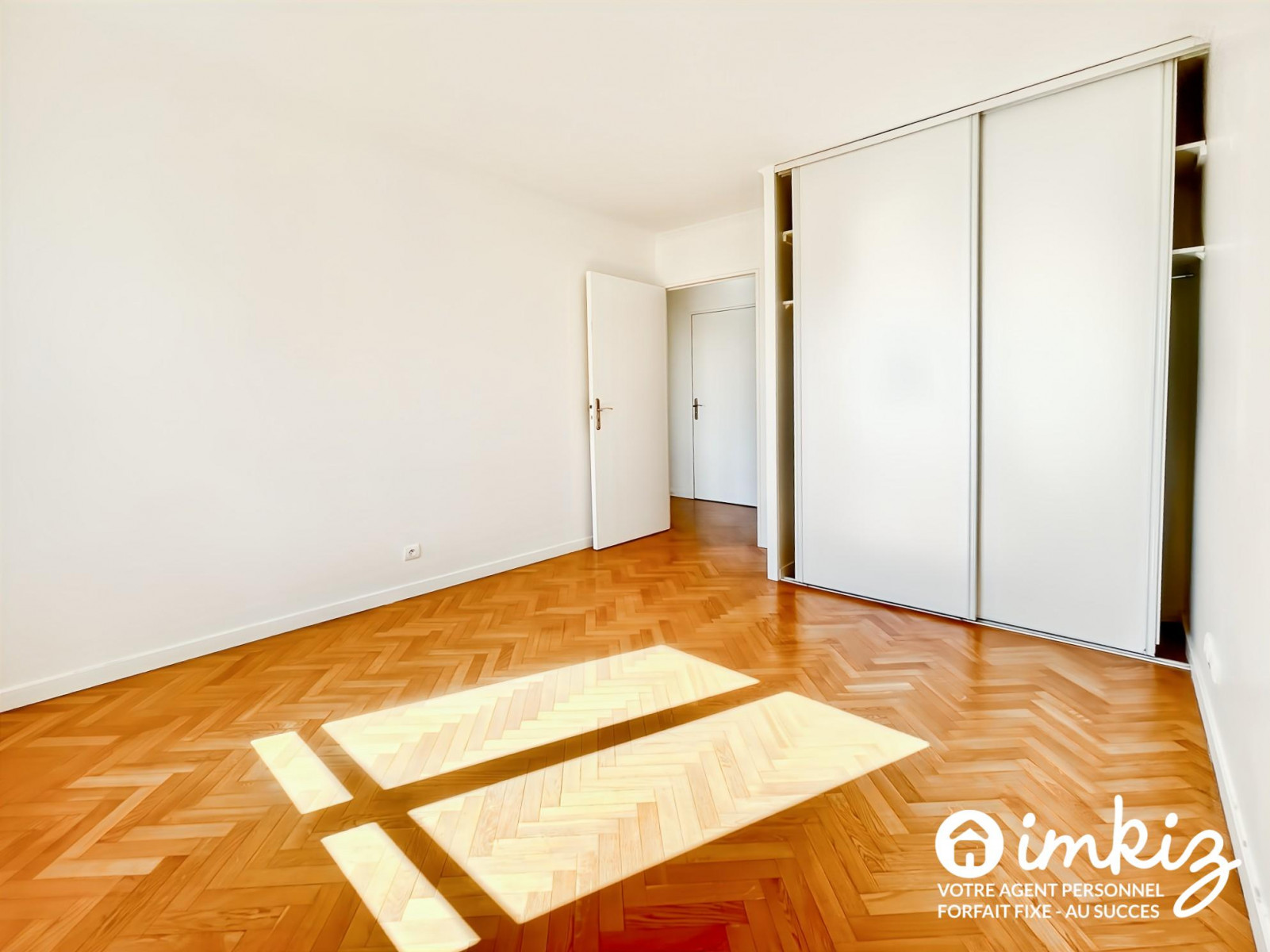 
                                                Vente
                                                 Appartement 3 pièces