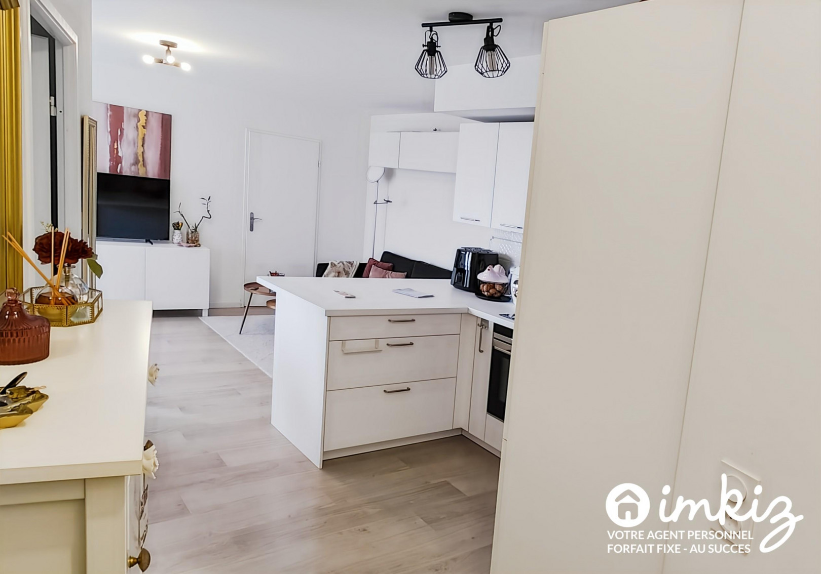 
                                                Vente
                                                 Appartement 3 pièces