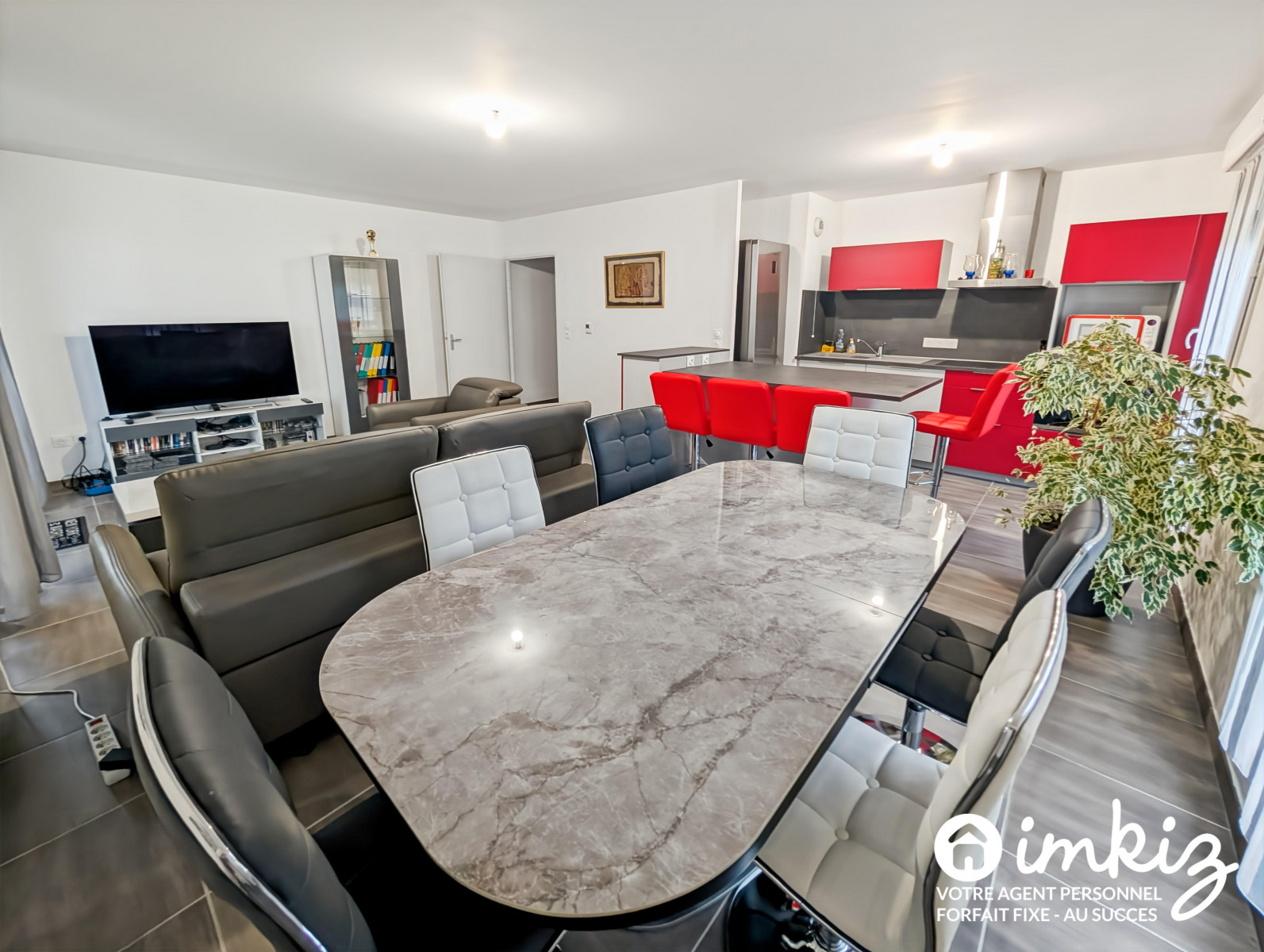 
                                                Vente
                                                 Appartement 3 pièces