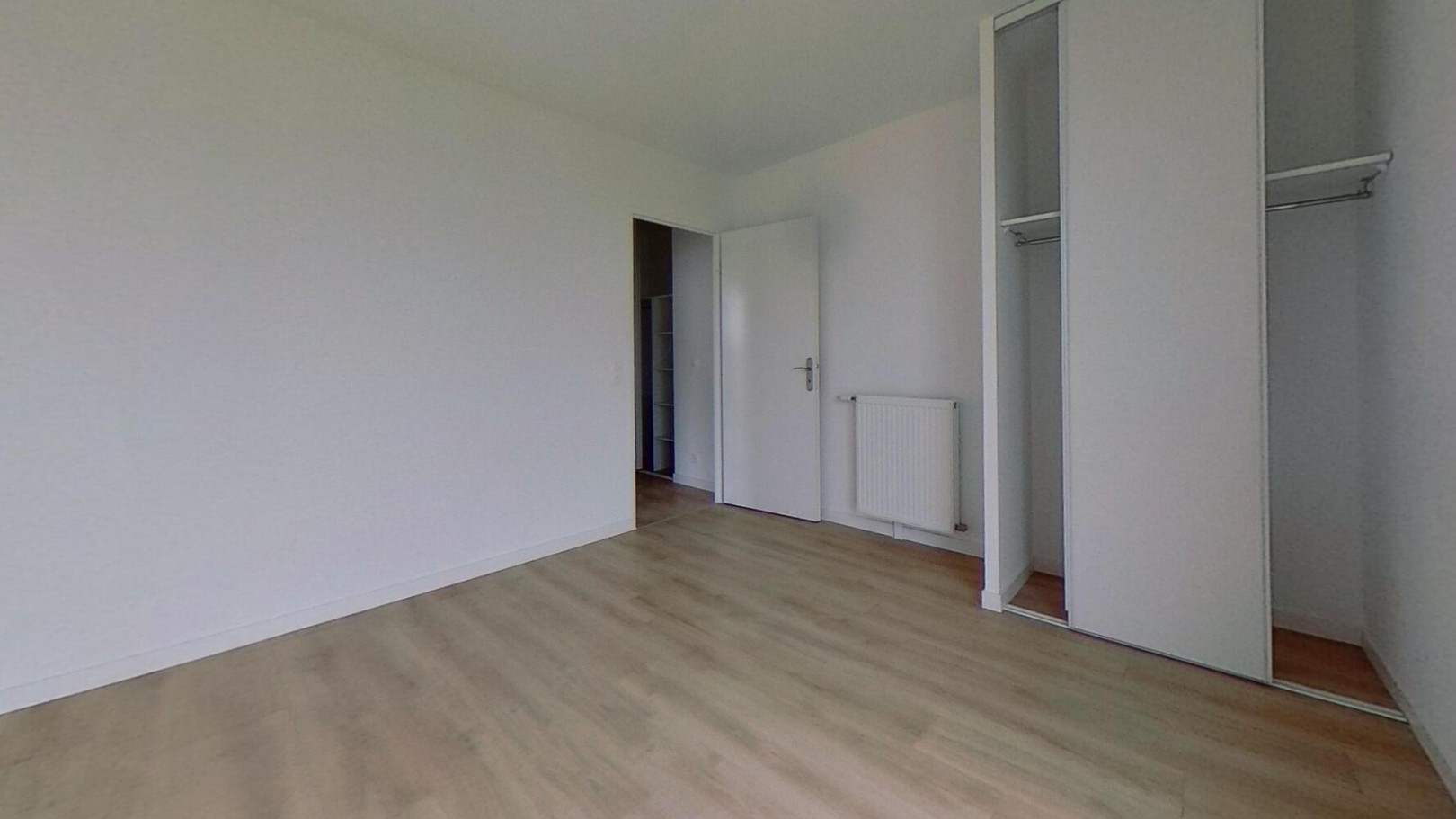 
                                                Location
                                                 Appartement 3 pièces