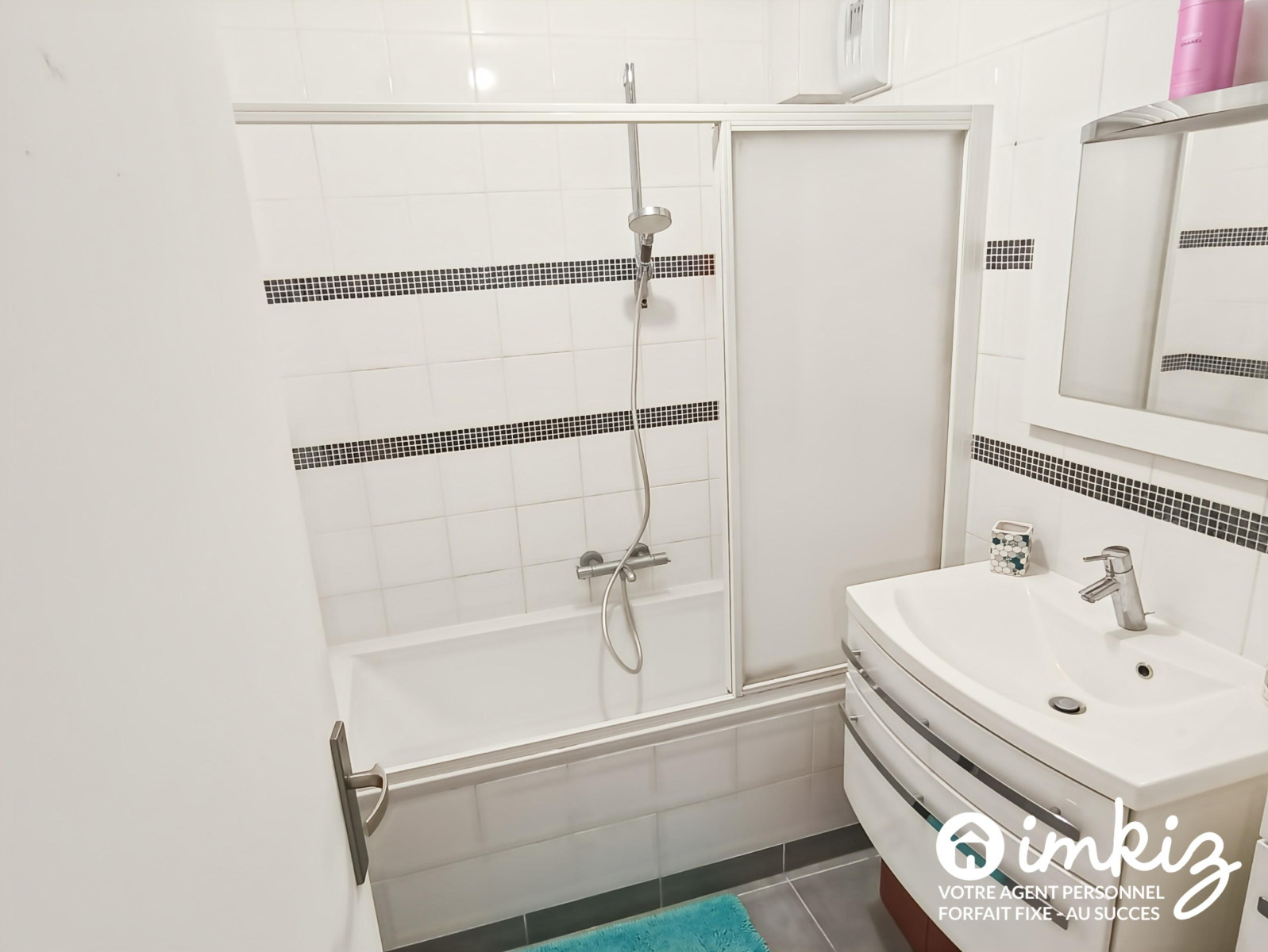 
                                                Vente
                                                 Appartement 3 pièces