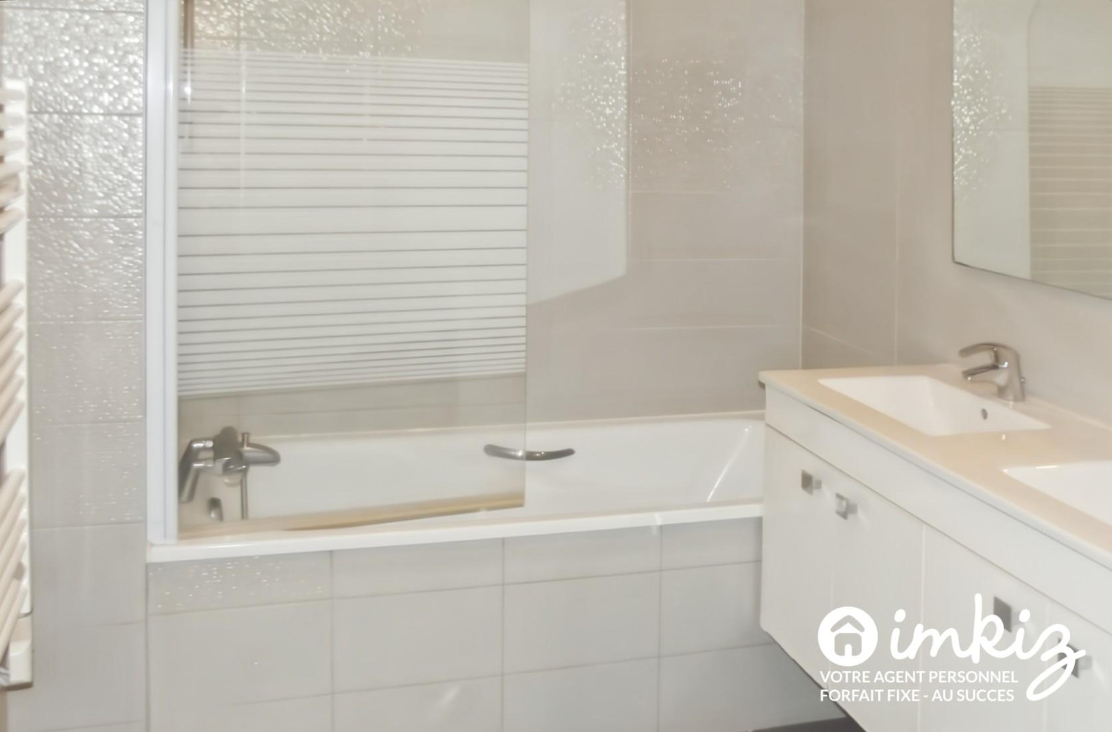 
                                                Vente
                                                 Appartement 3 pièces