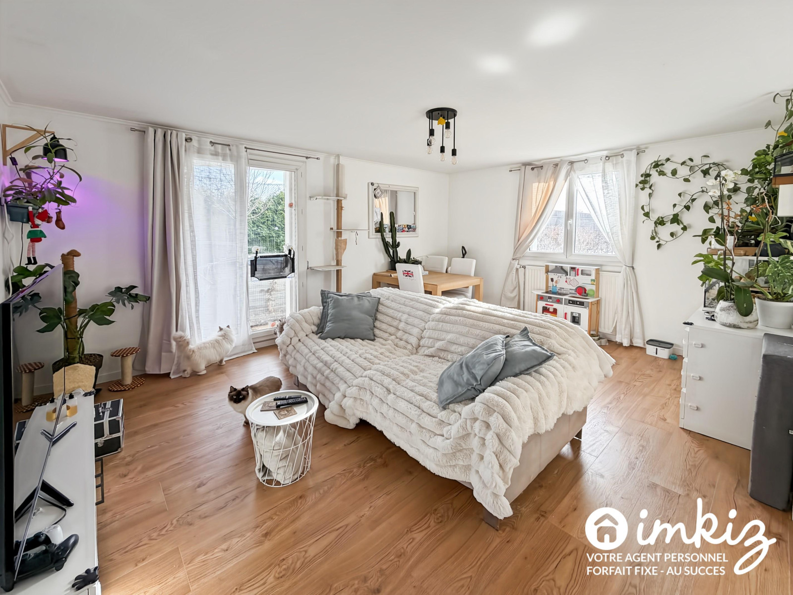 
                                                Vente
                                                 Appartement 3 pièces