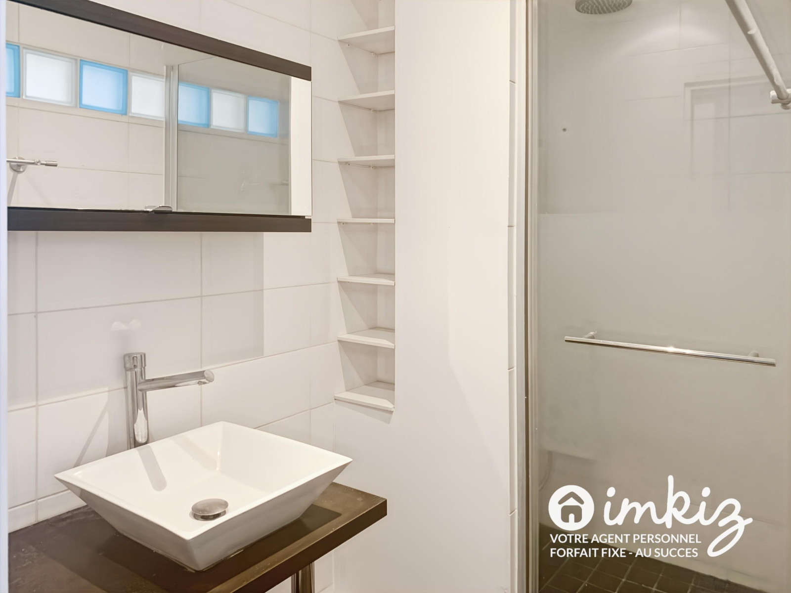 
                                                Vente
                                                 Appartement 3 pièces