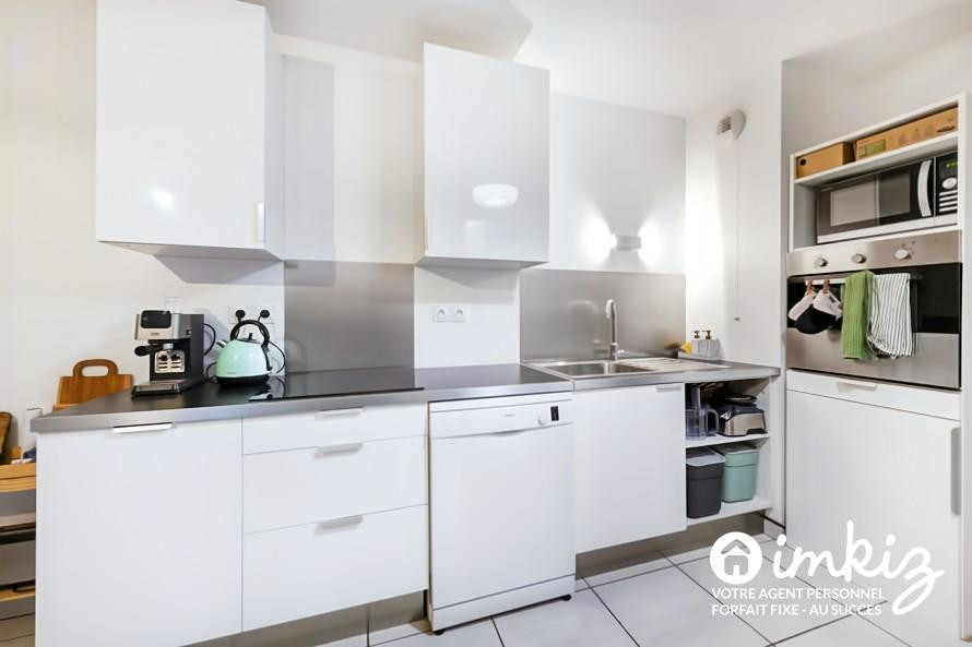 
                                                Vente
                                                 Appartement 3 pièces