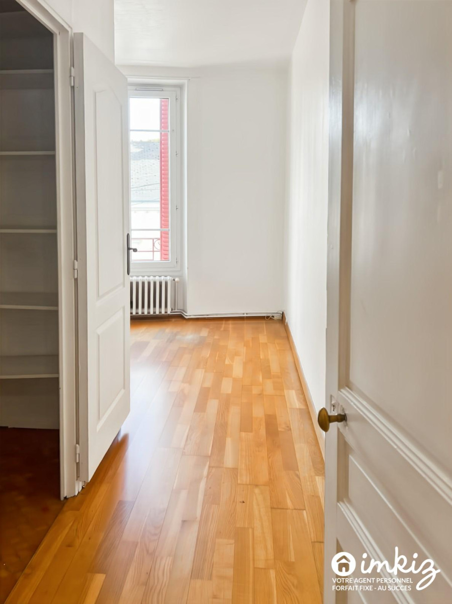 
                                                Vente
                                                 Appartement 3 pièces