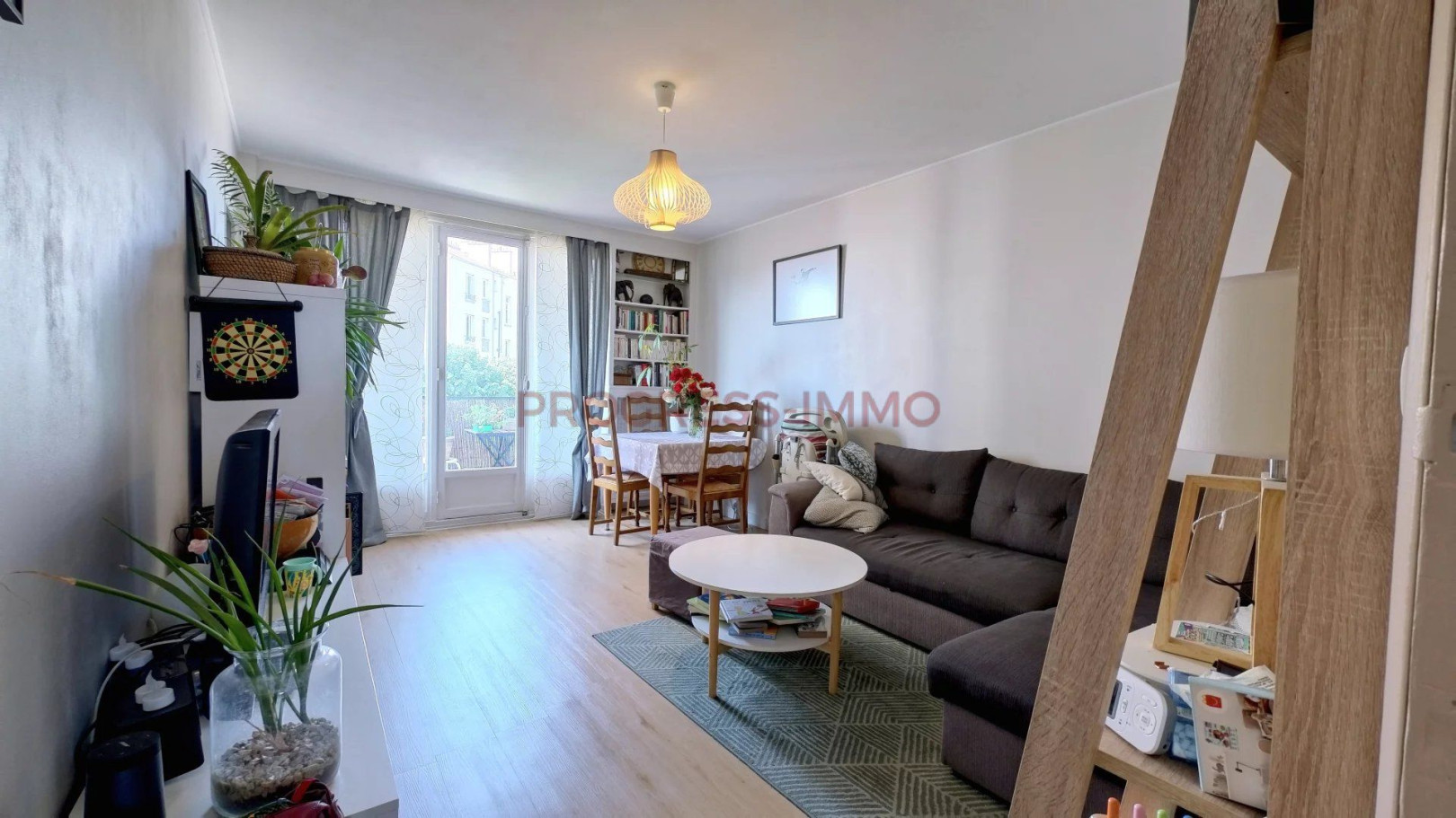 
                                                Vente
                                                 Appartement 3 pièces