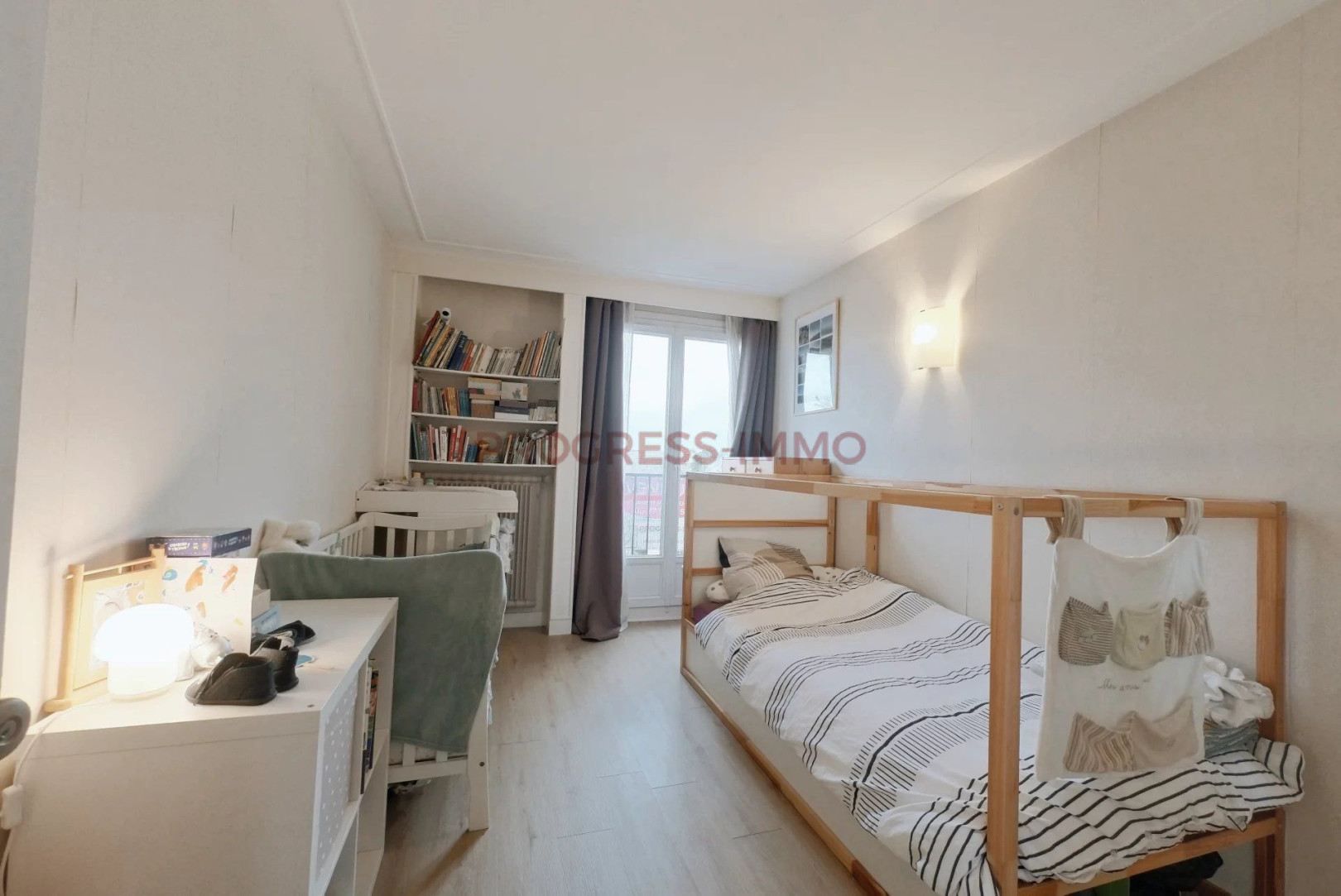 
                                                Vente
                                                 Appartement 3 pièces