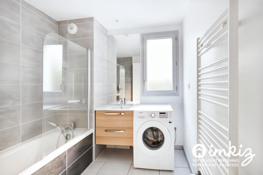 
                                                Vente
                                                 Appartement 3 pièces