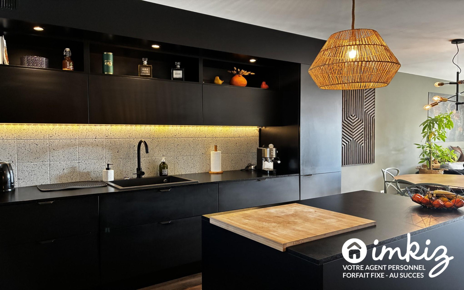 
                                                Vente
                                                 Appartement 3 pièces