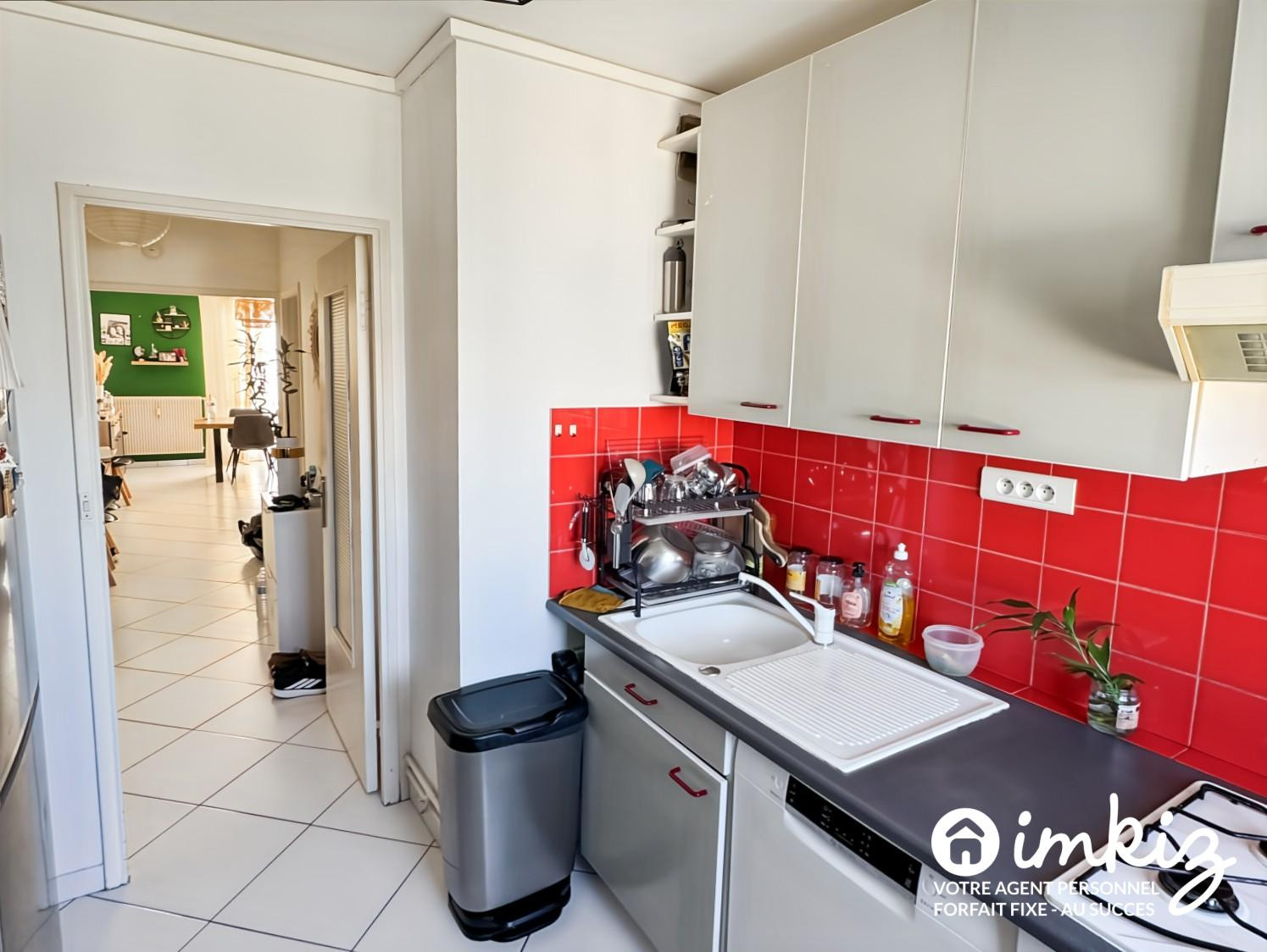 
                                                Vente
                                                 Appartement 3 pièces