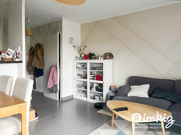 
                                                Vente
                                                 Appartement 3 pièces