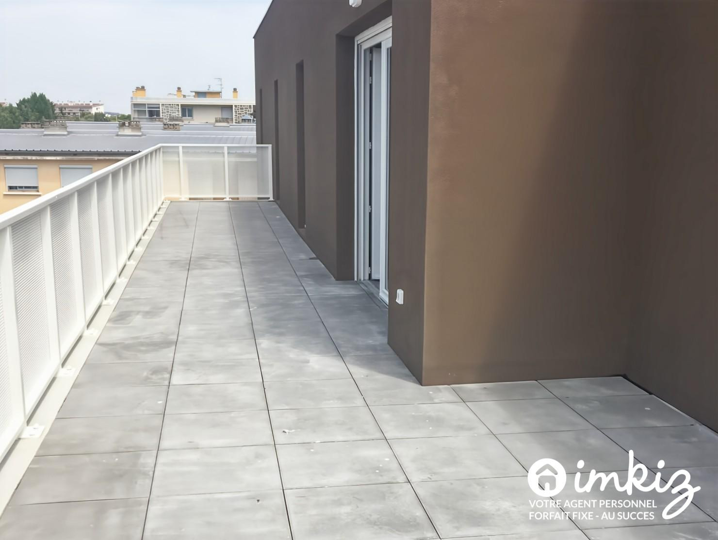 
                                                Vente
                                                 Appartement 3 pièces