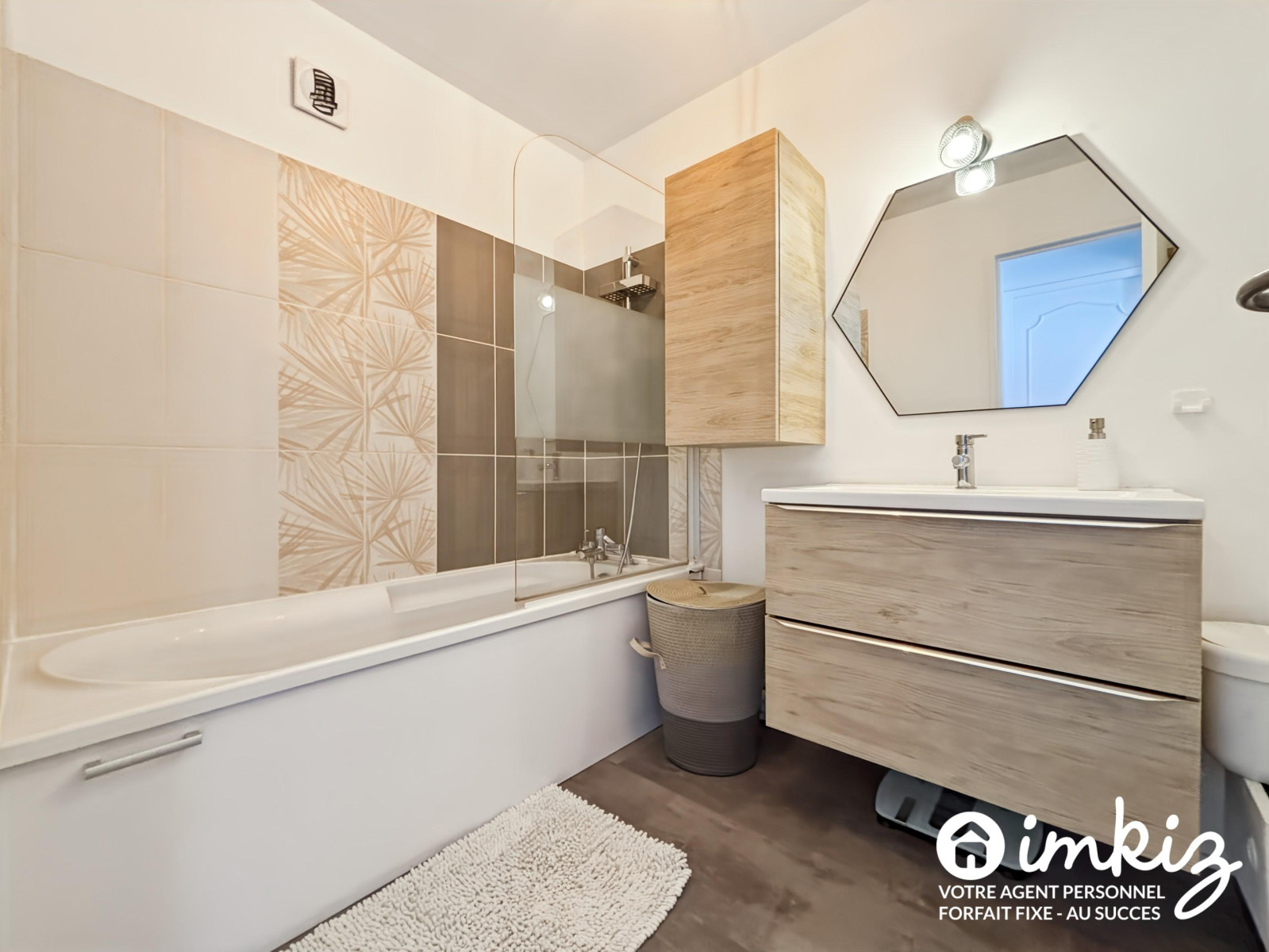 
                                                Vente
                                                 Appartement 3 pièces