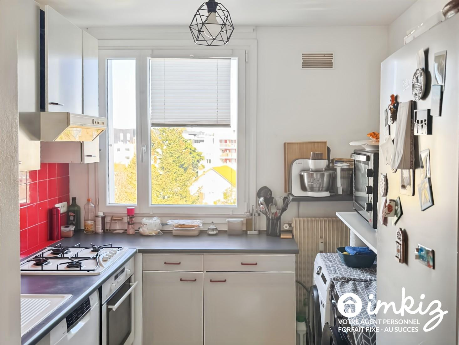 
                                                Vente
                                                 Appartement 3 pièces