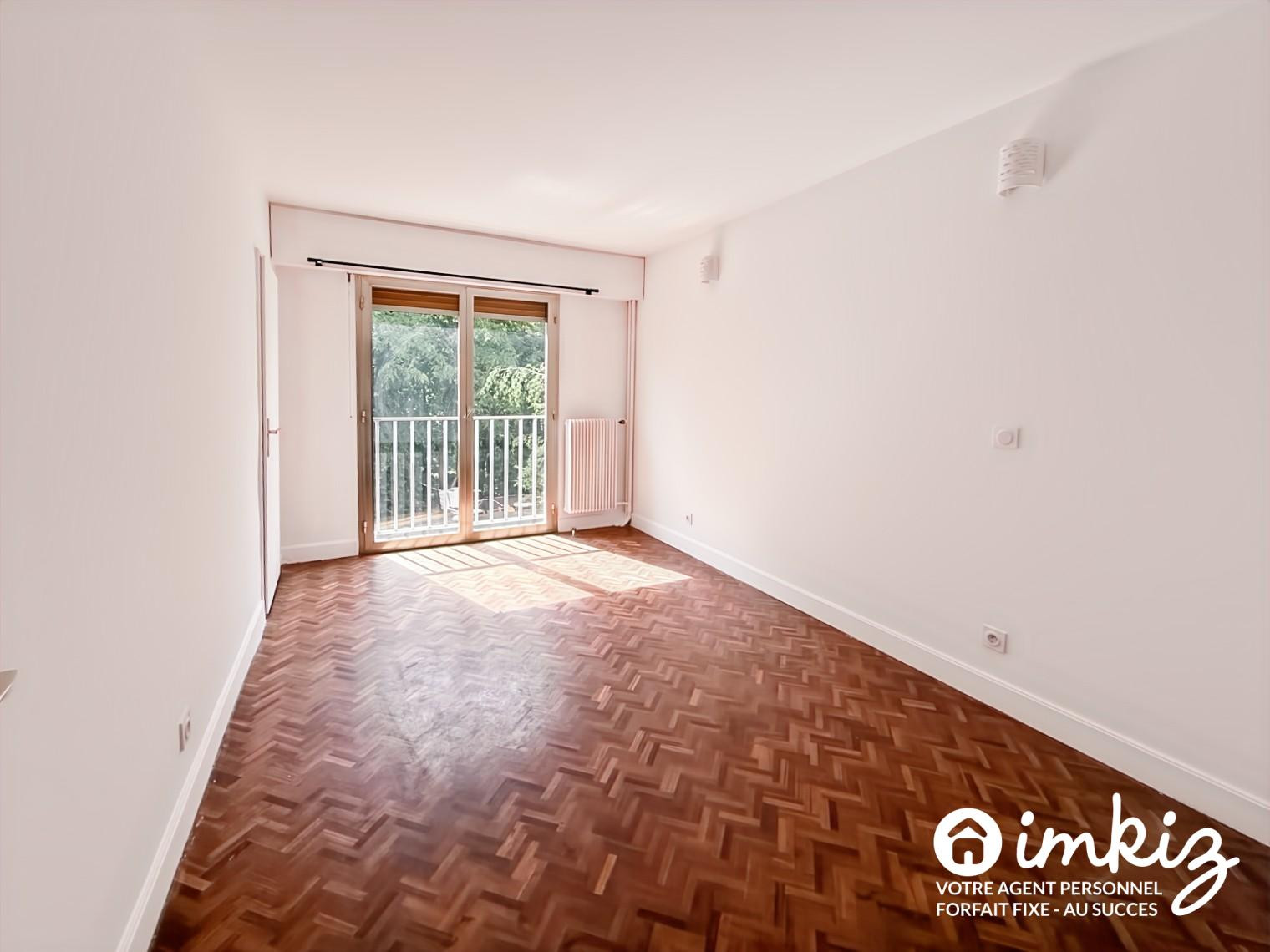 
                                                Vente
                                                 Appartement 3 pièces