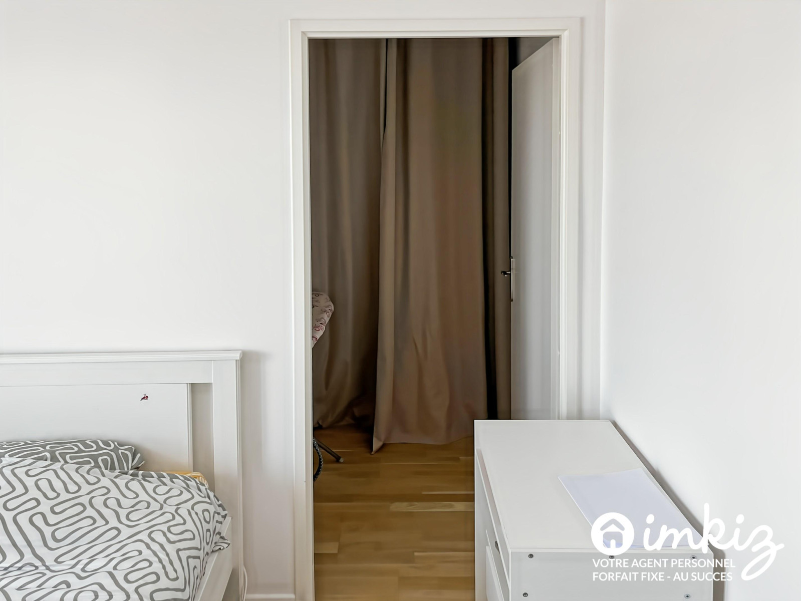 
                                                Vente
                                                 Appartement 3 pièces