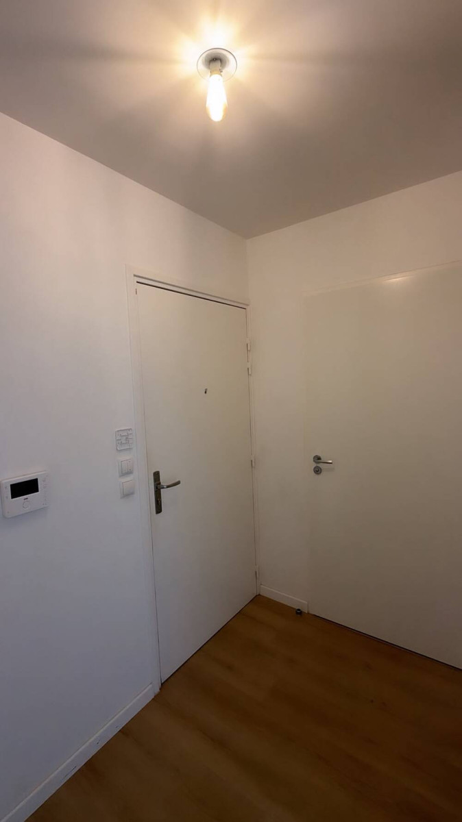 
                                                Location
                                                 Appartement 3 pièces
