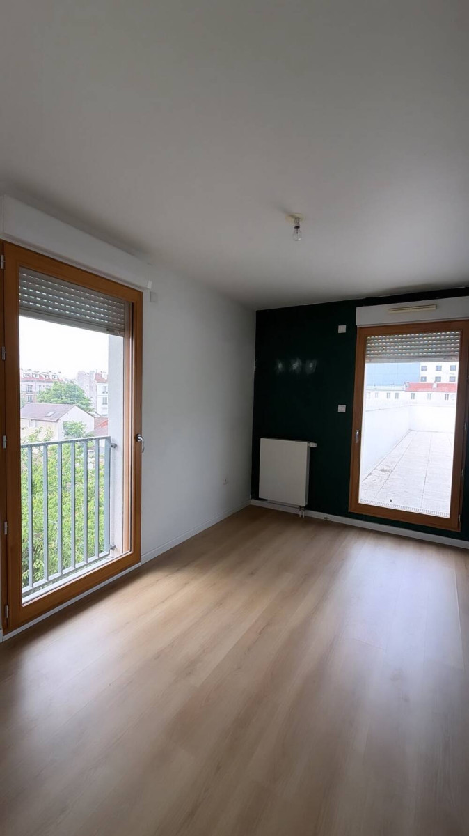 
                                                Location
                                                 Appartement 3 pièces