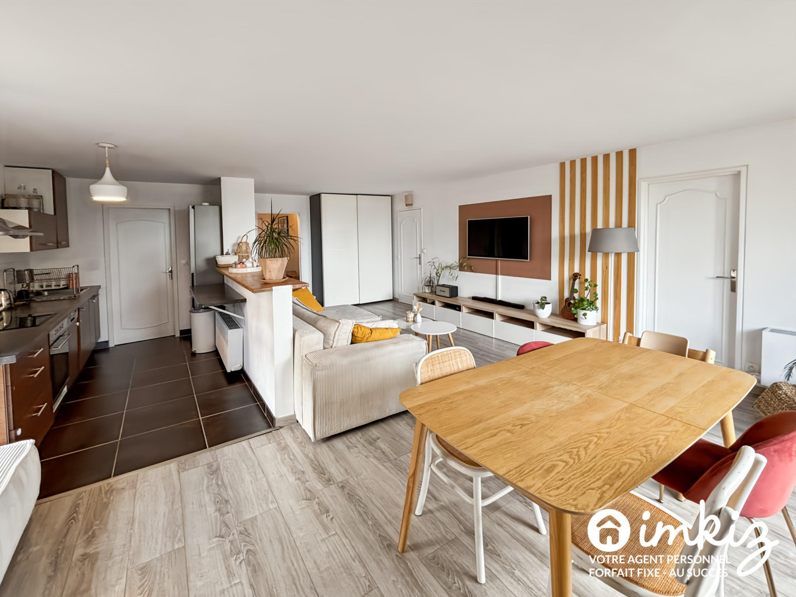 
                                                Vente
                                                 Appartement 3 pièces
