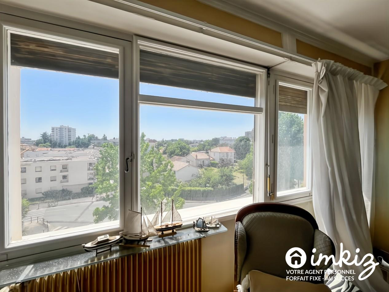 
                                                Vente
                                                 Appartement 3 pièces