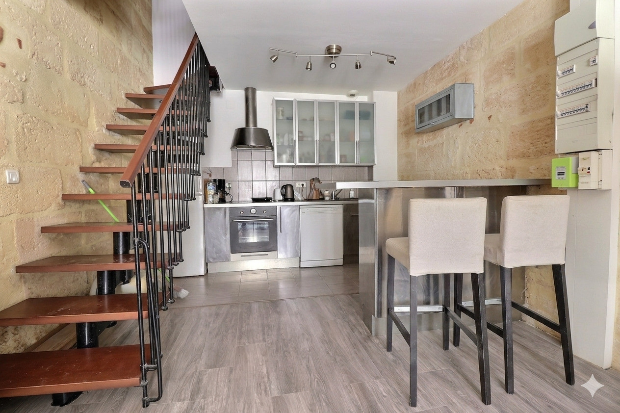 
                                                Vente
                                                 Appartement 3 pièces