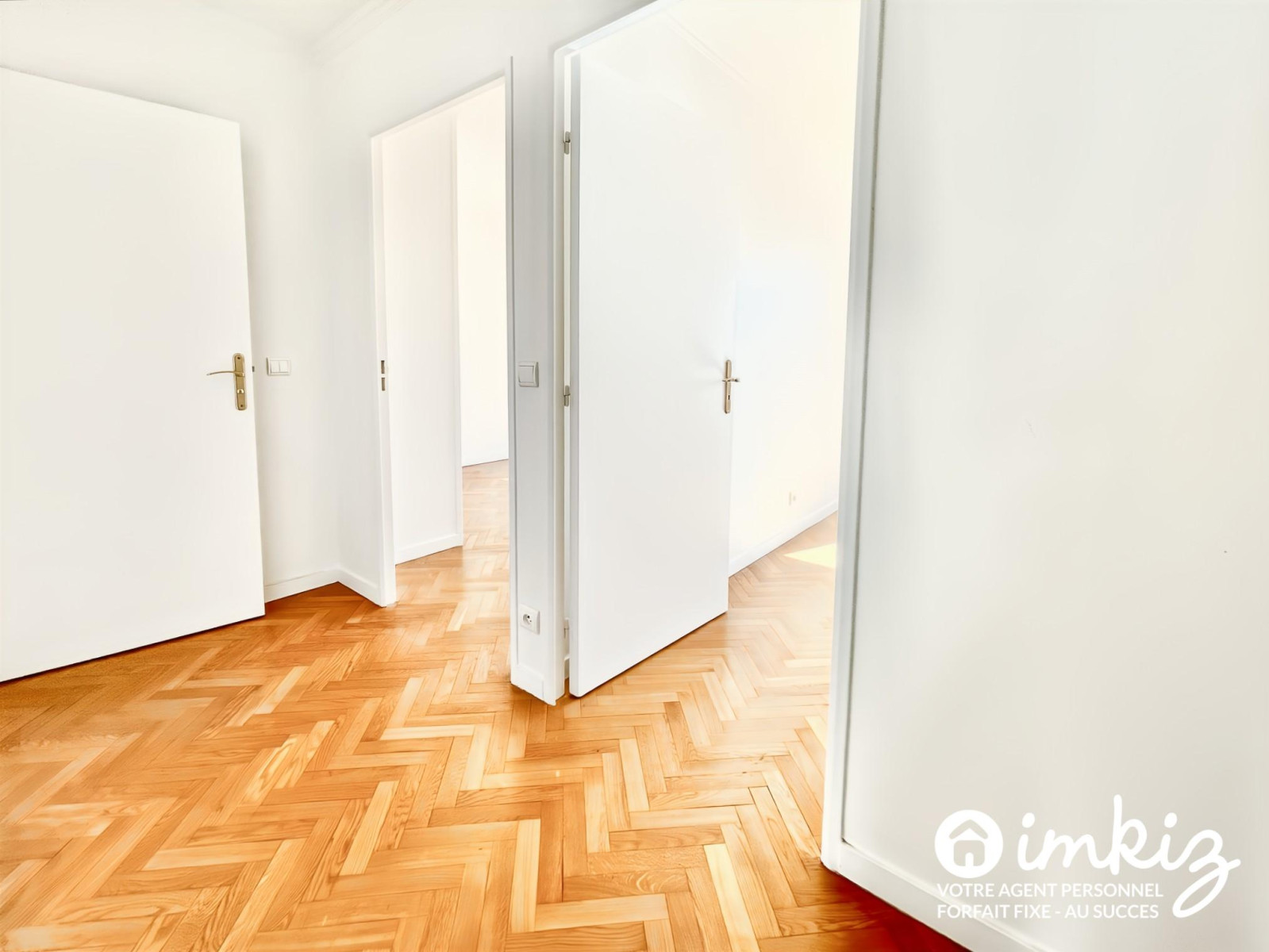 
                                                Vente
                                                 Appartement 3 pièces