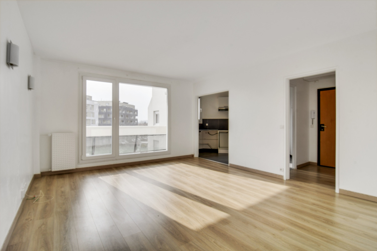 
                                                Location
                                                 Appartement 3 pièces