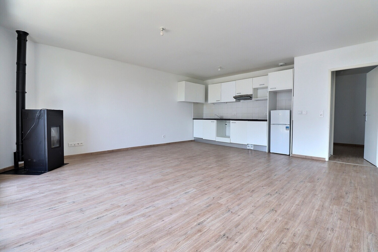 
                                                Vente
                                                 Appartement 3 pièces