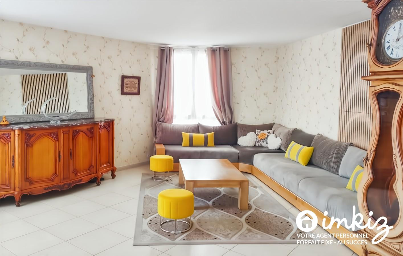 
                                                Vente
                                                 Appartement 3 pièces