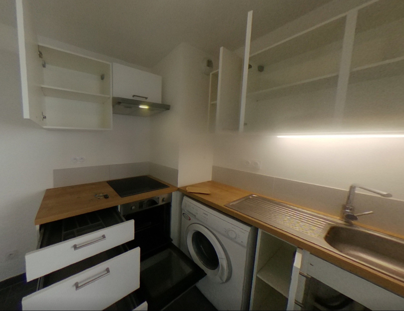 
                                                Location
                                                 Appartement 3 pièces