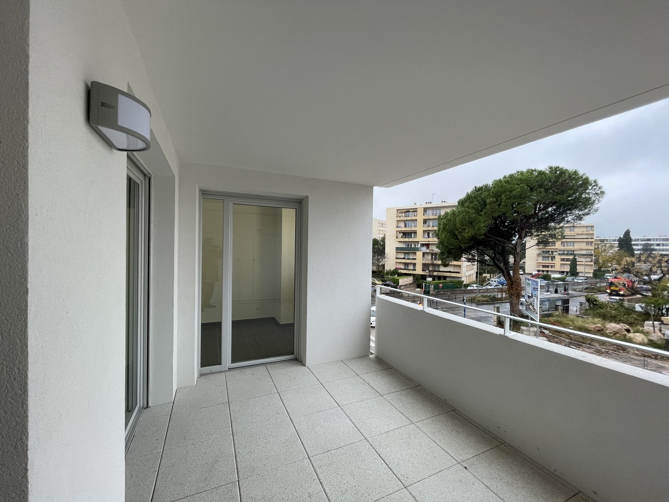 
                                                Location
                                                 Appartement 3 pièces