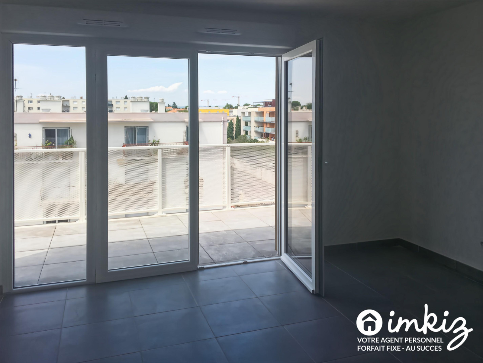 
                                                Vente
                                                 Appartement 3 pièces