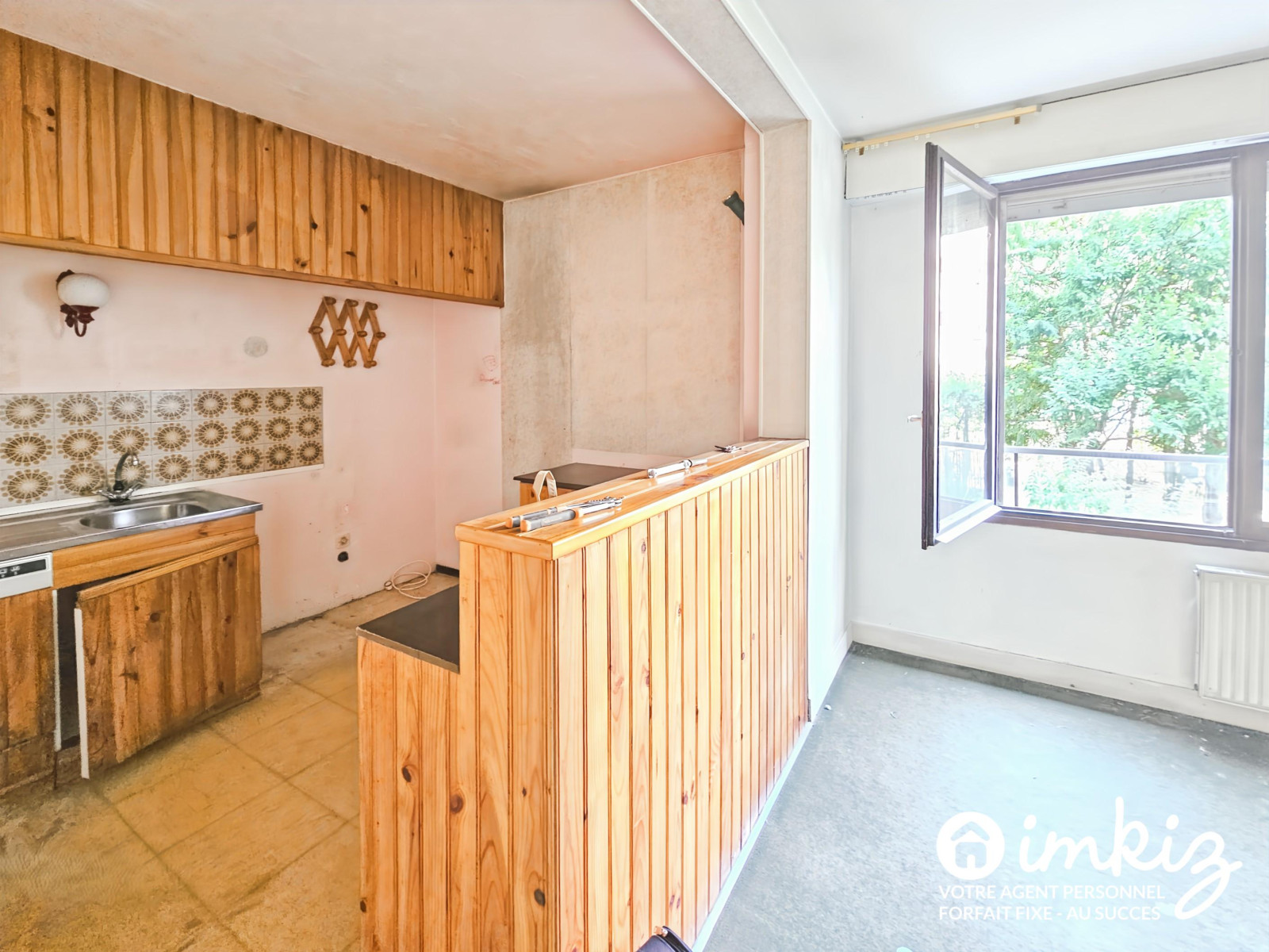 
                                                Vente
                                                 T3 - PARIS place JEANNE D ARC