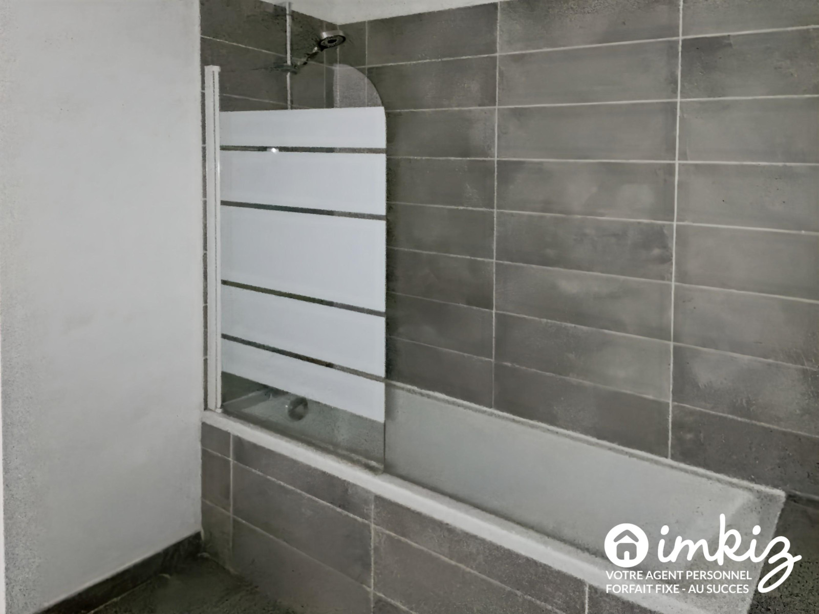 
                                                Vente
                                                 Appartement 3 pièces