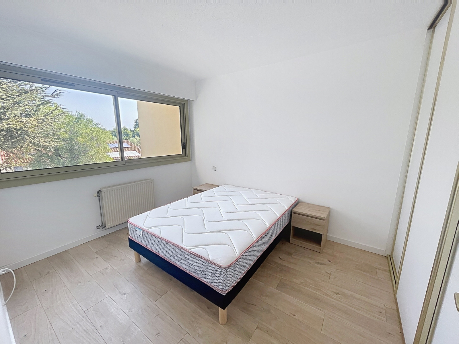 
                                                Location
                                                 Appartement  - 3 pièces  - 73.88 m²