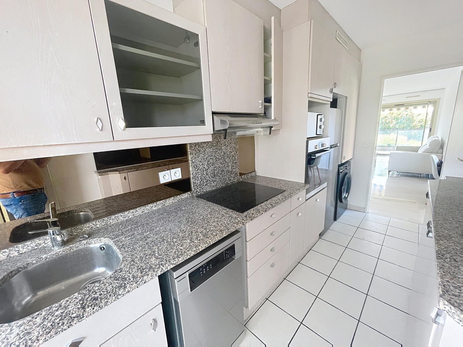
                                                Location
                                                 Appartement  - 3 pièces  - 73.88 m²